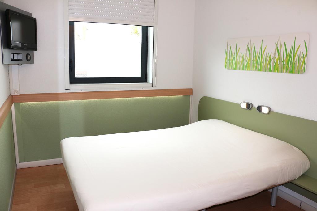 Ibis Budget Castelnaudary - A61 部屋 写真